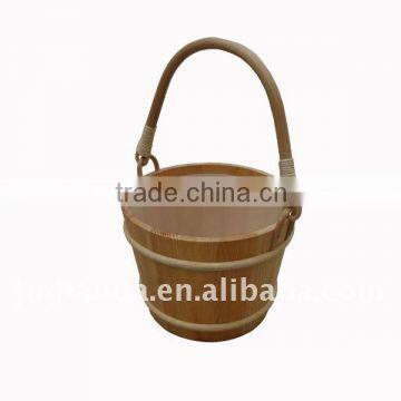 wooden barrel with handle