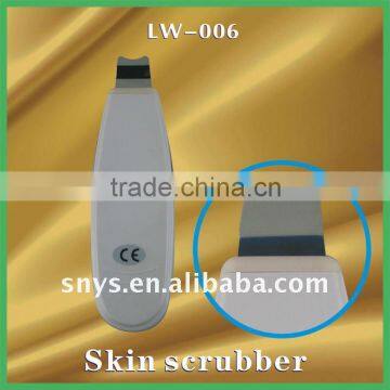 (CE Approval)LCD Screen Portable Ultrasonic Skin Scrubber Beauty Equipment (LW-006) photo-3