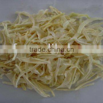 Dehydrated white onion slice