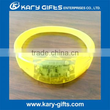 Factory Offer Sound Activated Bracelet LED Flashlight Wristband