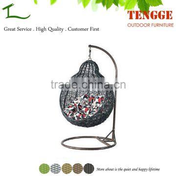 YH-7103 Outdoor garden peanut shape rattan wicker hanging basket