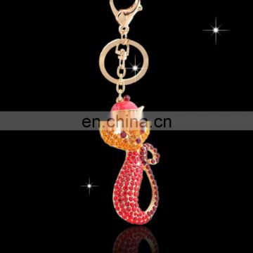 Promotional wholesale cheap custom crystal souvenir metal rhinestone cat keychain manufacturers in yiwu China MCA-0015