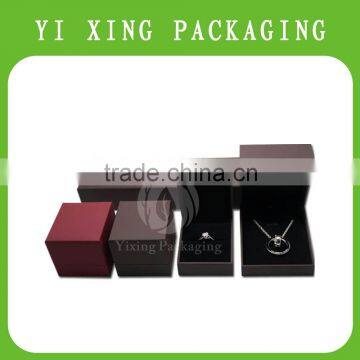 luxury art paper cover plastic jewelry box for necklace or ring