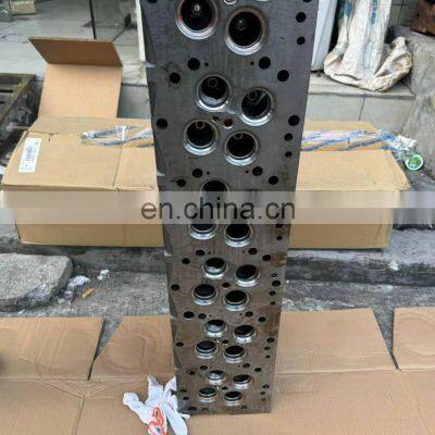 Automobile Kobelco Excavator Engine Cylinder Head 11101-E0531 for J05E J08E for Hino Spare Parts