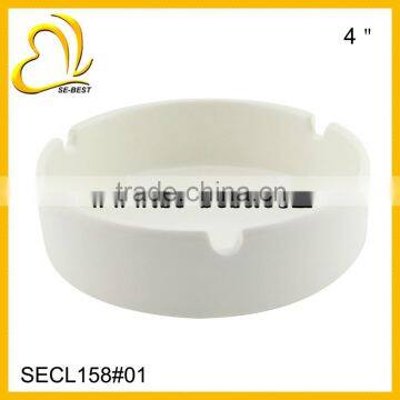 4 WHITE PLASTIC ASHTRAY ; ROUND ASHTRAY