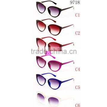 OEM Latest Fashion Polycarbonate Eyewear Women Sunglasses photo-6
