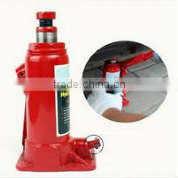 Bottle hydraulic jacks for car