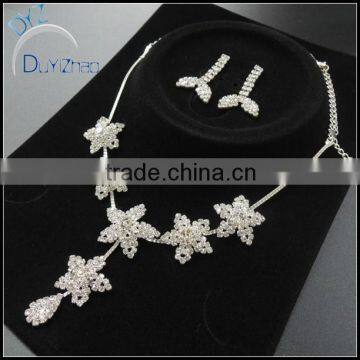 Elegant Costume Jewelry Set Flower Rhinestone Jewelry Set for Wedding Bride Party photo-2