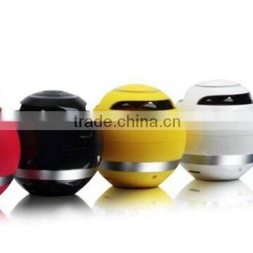 Christmas Mini Ball Bluetooth Speaker WithLED Light