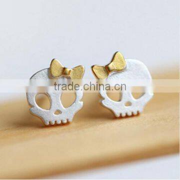 Clasp Style Skull Pattern Design 925 Sterling Silver Stud Earrings