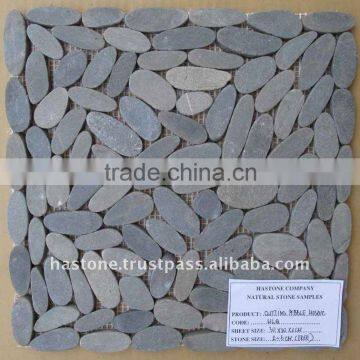 GREY PEBBLE MOSAIC