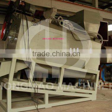 Plastic recycling machine