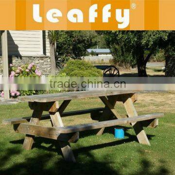 LEAFFY-wooden cafe table