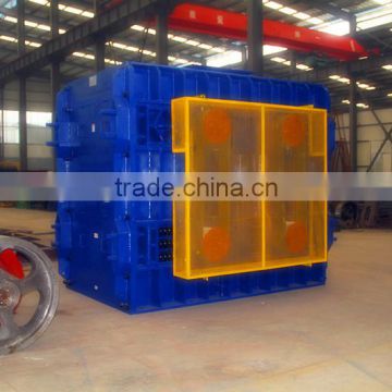 grinding rock machine/ four roller crusher made in China with best price