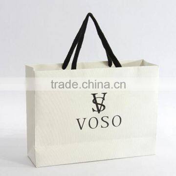 Fashional custom design white paper bag with black logo printing