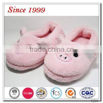 2016 hot selling stuffed kids baby pig head animal slippers