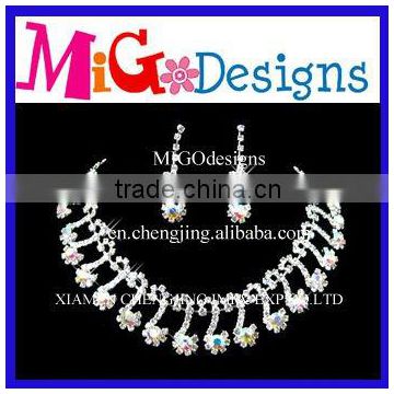 appealing Wedding bridal crystal 1 Row 2shaped Necklace Earring Tiara jewelry