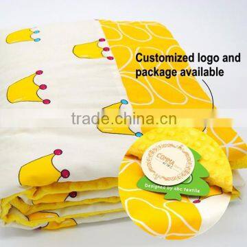 50pcs MOQ Unique customizable microfiber handy soft baby cuddle quilt