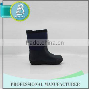 Made in China Low Price Environmental Tube Rain Boots