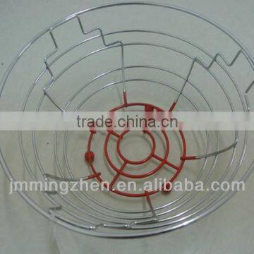 new design chrome plated iron wire fruit basket with silicone bottom