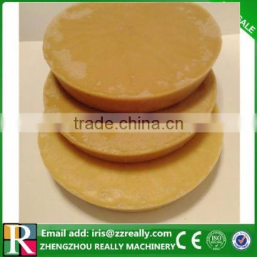 Suppley raw material honey bee wax pure for candles etc.