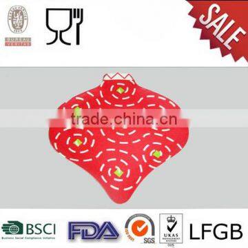 Red Leaf Shape Melamine Plates