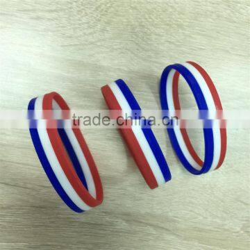 New 2016 Hot Sale Bracelet Silicone Wristband for Babies(LFGB/FDA) photo-3