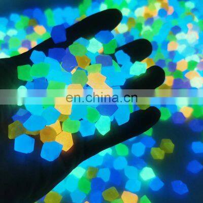 300pcs/Bag Outdoor Luminous Stones Glow In Dark Garden Pebbles Fish Tank Decoration Pebble Rocks