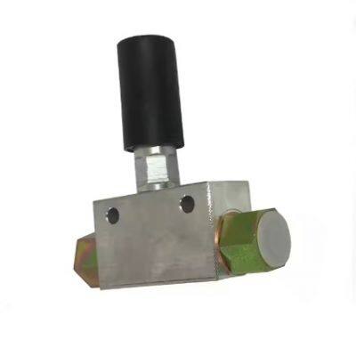 Construction Machinery Engine Parts 02111961fuel Supply Pump With High Quality