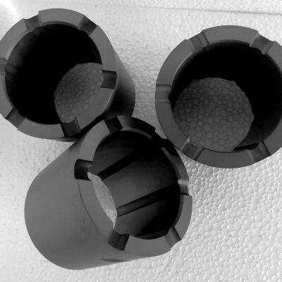 Промышленный керамический спрессованный при давлении карбид кремния (SSIC) керамический спиральный втулка / втулка вала для химического насоса