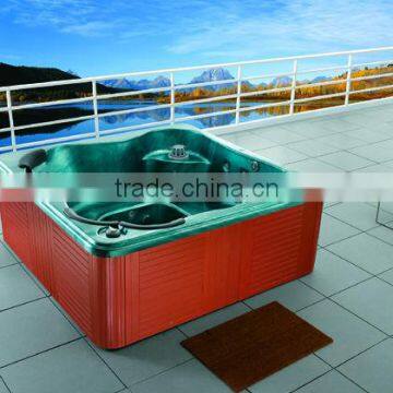 OUTDOOR SQUARE HOT TUB