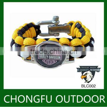 2015 paracord 550 bracelet with fire starter survival gear