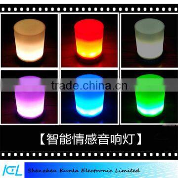 Multi-function New Gift Outdoor Bluetooth Speaker with Touch Sensor LED Table Lamp