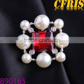 2015 New wholesale crystal joint pearl lapel pin