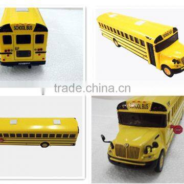 Diecast zinc alloy bus