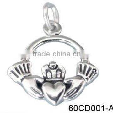 Hot Sale 925 Sterling Silver Claddagh Symbol Pendant