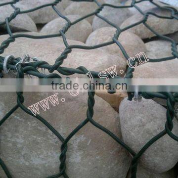 Wire basket for stone retaining wall