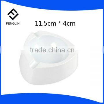 high quality Triangle Melamine Plastic Ashtray