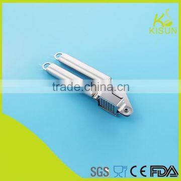 High Quality Vegetable Tools Type Stainless Steel 18-0 Garlic Press photo-4