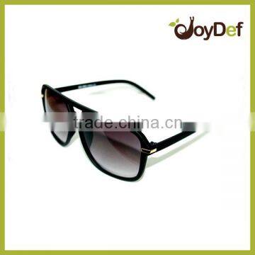 Fashionable Brown Lens Custom Black Sunglasses with round frame sunglasses