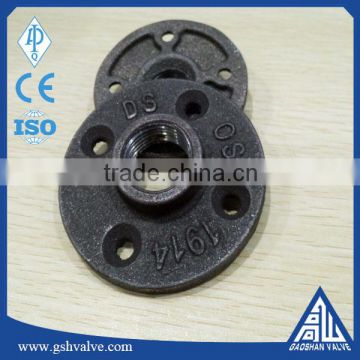 black iron pipe fittings/floor flange 1/2 inch threaded BSP with high quality