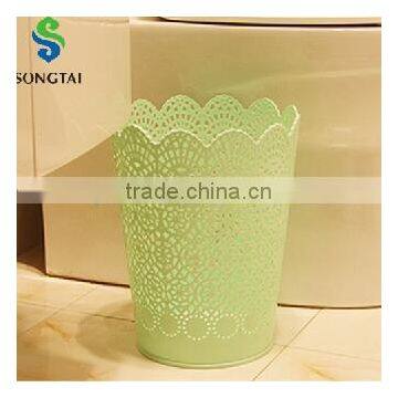 Plastic Round Hollow Out Garbage Can photo-6