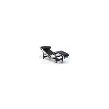 Modern Classic LC4 chaise lounge chair