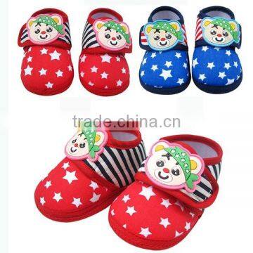 beautiful baby girl pre-walkler shoes