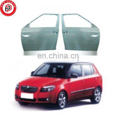 Высококачественная передняя дверь для Skoda Fabia 2008