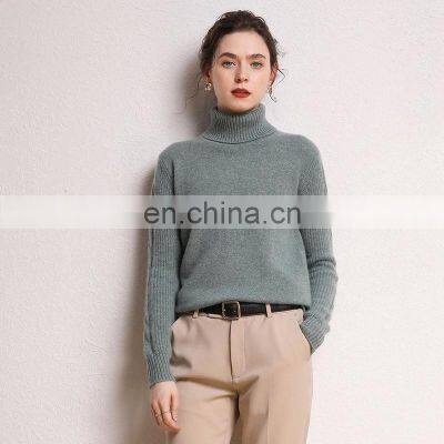 Женский зимний теплый вязаный свитер с воротником-чехлом photo-5