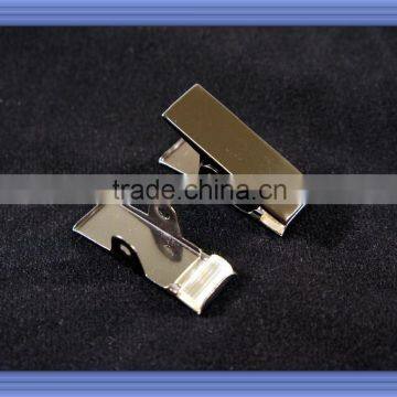 Plastic hanger clip