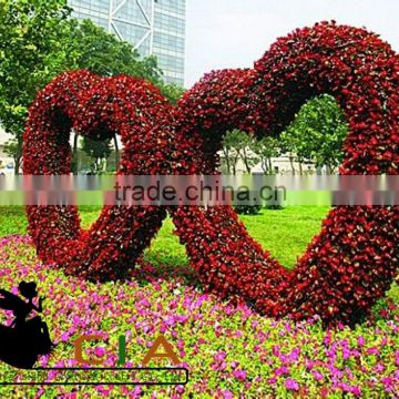 Garden love flowers topiary sculpture artificial flowers heart-shape statue