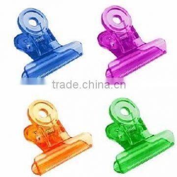 plastic clip