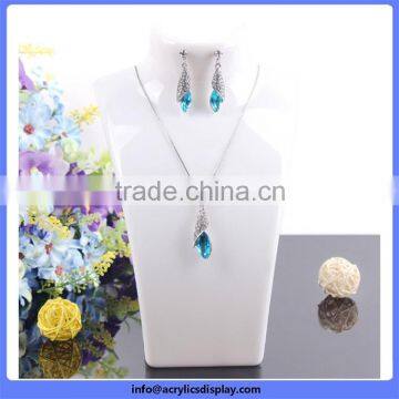 Latest Fashion high grade creative acrylic jewelry displays